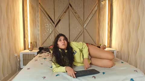 Ricardo  Isabella online show from April 15, 7:44 am