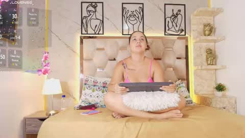  ALEJANDRO Y EMILY  online show from March 5, 2:37 pm