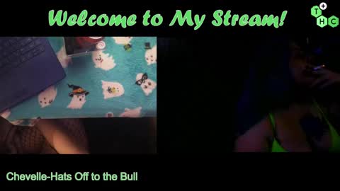 coupleofsinnerz online show from September 22, 9:24 am