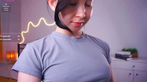 Yui online show from April 25, 8:27 am