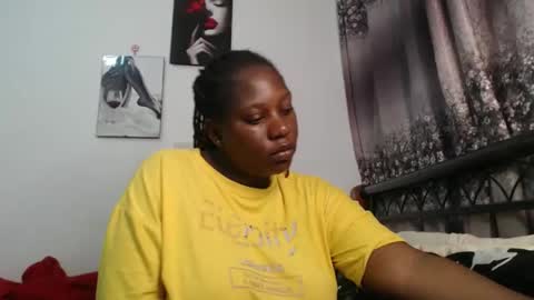 Erykah online show from September 27, 3:10 pm