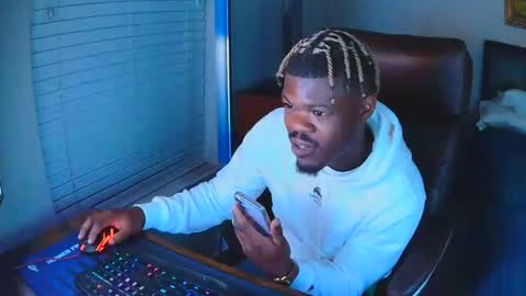 craicraibbc29 online show from April 1, 3:18 am