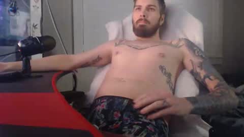 crash_over_ride online show from May 20, 2:08 am