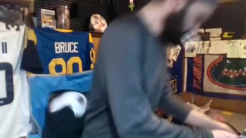 craveitoften online show from January 9, 1:18 am