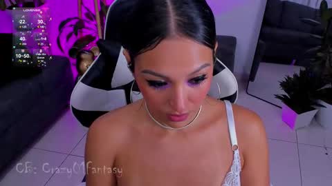 Laura  online show from February 14, 6:12 am