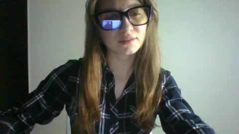 crazy_kisses_ online show from March 23, 5:18 pm