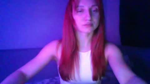 crazy_kisses_ online show from April 15, 3:59 pm