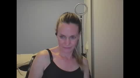 Anny online show from December 2, 12:09 am