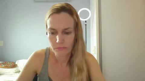 Anny online show from February 26, 11:24 am