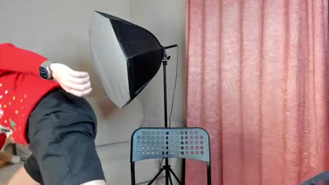 Alex online show from January 9, 6:46 pm