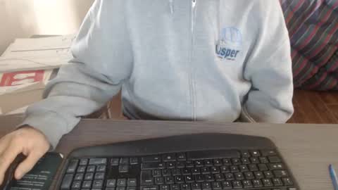 Creamormilk online show from October 1, 5:56 pm