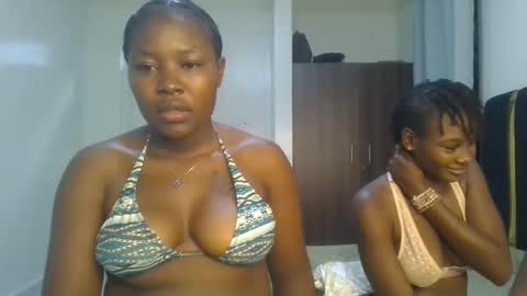 creamy_pie1 online show from April 28, 11:31 pm