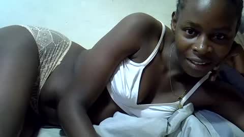 creamy_pussie online show from July 18, 6:43 pm