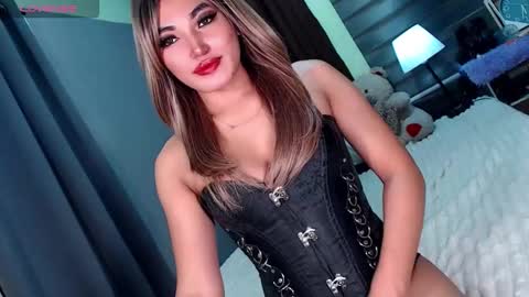 Celine online show from November 19, 10:36 am