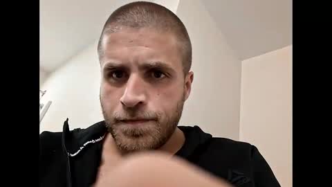 creamydilf11 online show from November 23, 8:01 am