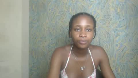creamyxmuffin online show from September 24, 10:00 am