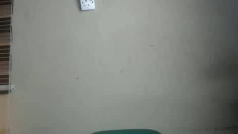 creamyxmuffin online show from October 1, 9:08 am