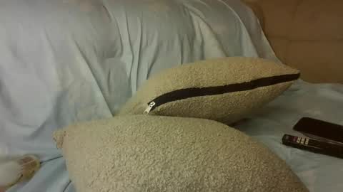 creamyy_pussy online show from March 27, 8:20 am