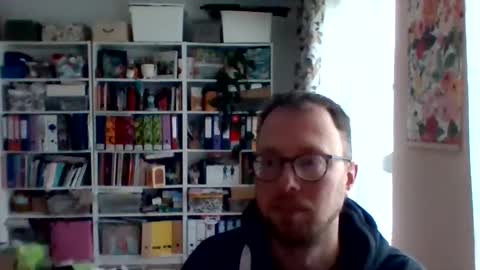 Snapshot of creloxp chatting on October 27, 12:49 pm creloxp online show from October 27, 12:49 pm