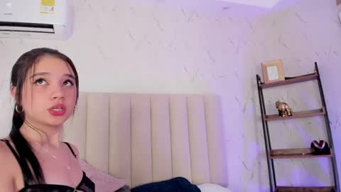 Cristal   online show from June 4, 2:34 pm