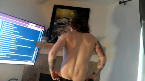 crimson_carnage online show from June 27, 12:49 am