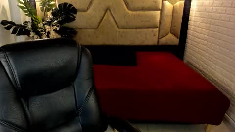 Tatiana  online show from March 19, 5:13 am