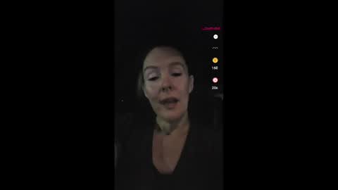 crimsongingerale online show from March 31, 1:28 am