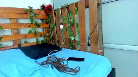 cris_dulce online show from March 13, 2:15 am