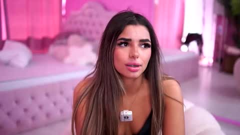 Crissy online show from March 9, 11:15 am