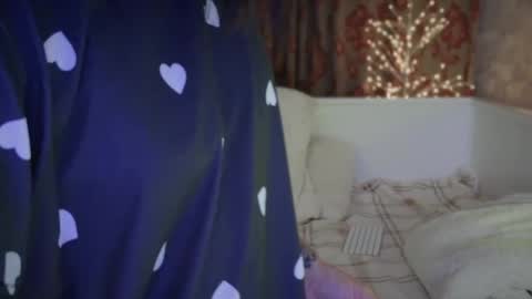 crissy_love online show from September 25, 9:22 pm