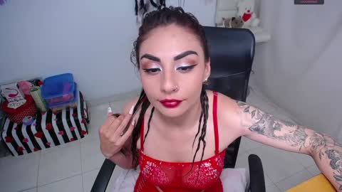  Angie  online show from February 4, 1:23 am