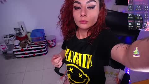  Angie  online show from December 18, 2:32 am