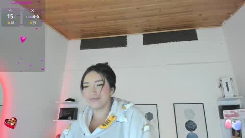 Snapshot of cristal__hot_1 chatting on February 10, 7:15 am Cristal online show from February 10, 7:15 am