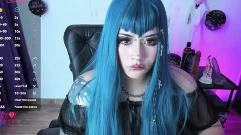 Snapshot of cristal_kosh chatting on February 2, 1:02 am Cris online show from February 2, 1:02 am