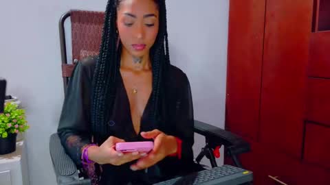 STEFANYIG cristalsubin online show from October 12, 6:10 pm