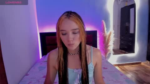 cristal_t2 online show from April 4, 3:30 pm