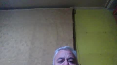 crmperez online show from June 16, 2:15 am