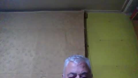 crmperez online show from March 3, 1:23 am