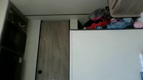 croachster702 online show from April 14, 10:02 pm