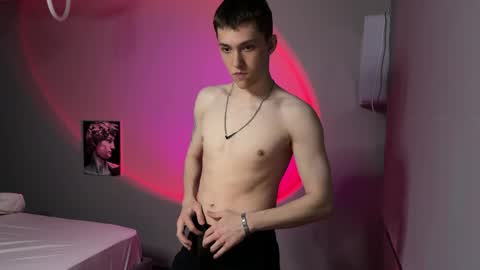 cronck52 online show from April 21, 7:10 pm