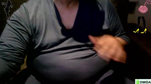 Linda Cross online show from October 24, 2:56 am