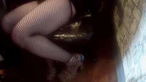 crossdresser krystal online show from October 5, 4:36 pm