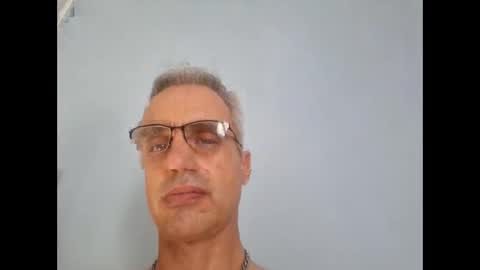 Crucut online show from December 22, 5:33 am