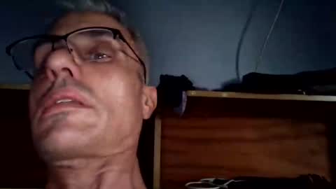 Crucut online show from December 7, 3:20 am