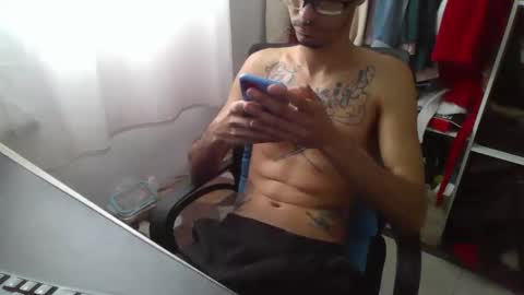 Snapshot of crudosoy chatting on September 11, 6:31 pm Carlo online show from September 11, 6:31 pm