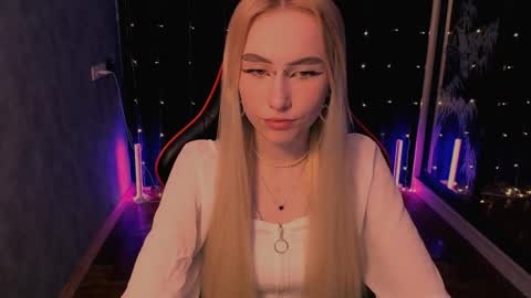 crybambi online show from May 7, 7:48 am
