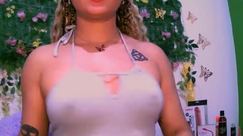 crysrus online show from October 4, 2:42 am