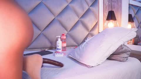 crystal_gilton online show from March 6, 7:24 pm