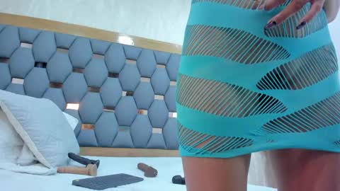 crystal_sm online show from April 21, 3:02 am