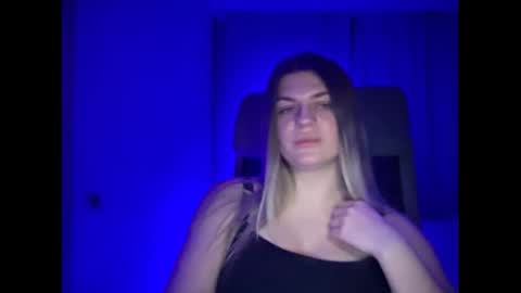 crystalblush01 online show from March 28, 7:37 pm